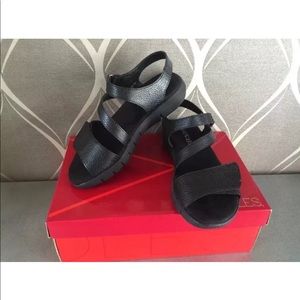 Aerosoles black Leather Sandals